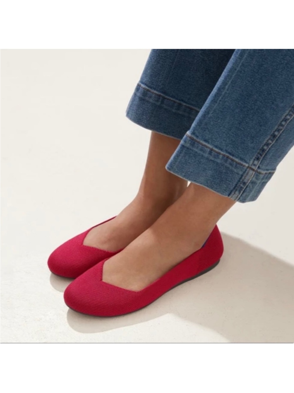 Rothys Red Woman’s Red Round Flat Shoes the acúdete  NEW